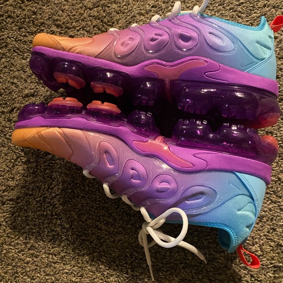 New never worn NO BOX - Picture 4 of 5